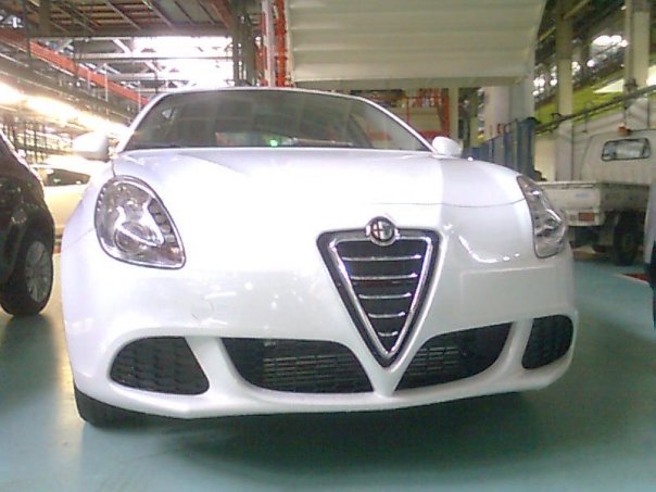 Spy shot Alfa Giulietta