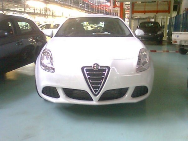 Spy shot Alfa Giulietta