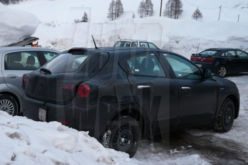 Spy shot Alfa Giulietta