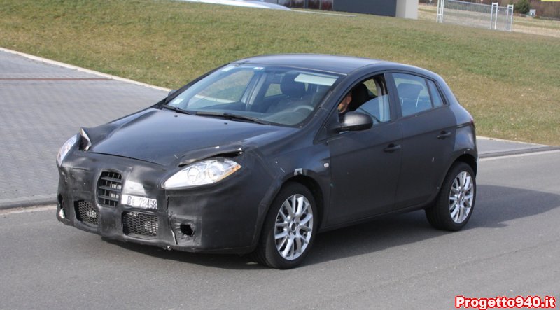 Spy shot Alfa Giulietta